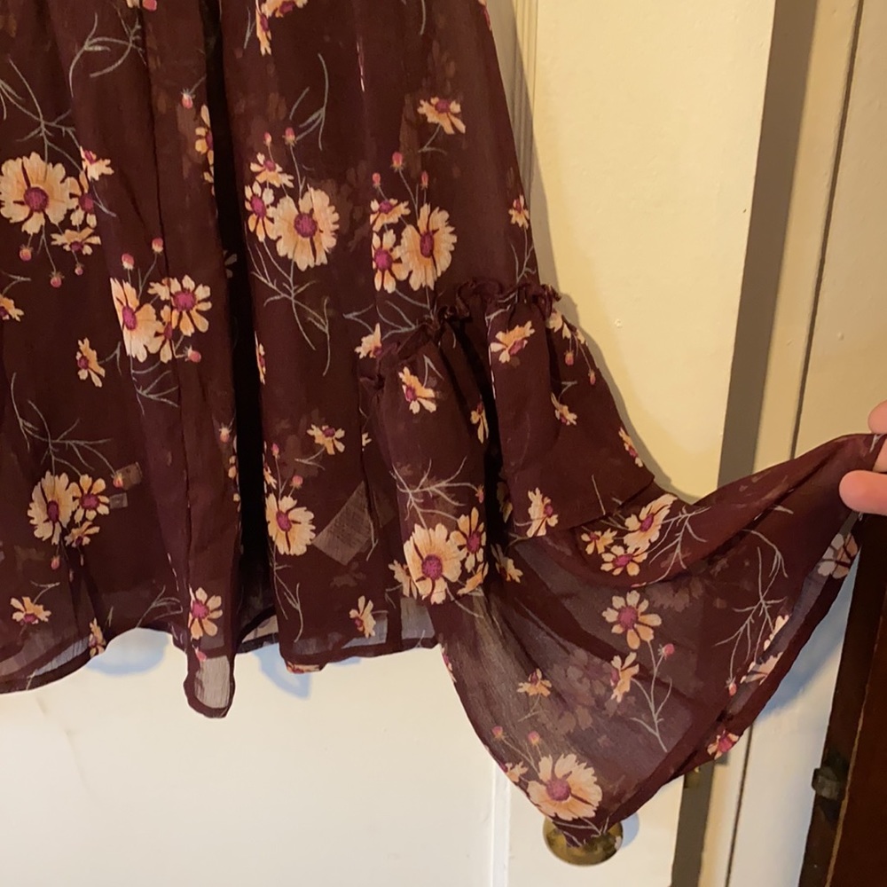NEW American Eagle Outfitters ruffled floral blouse - Picture 5 of 7